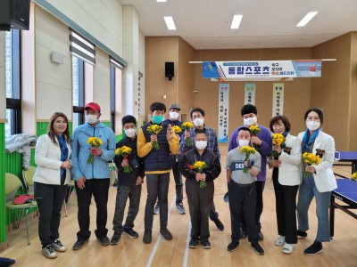 복지관에 찾아온 봄향기 이미지