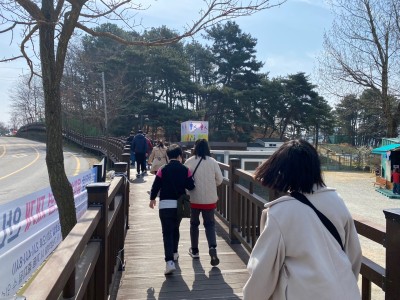 직업적응훈련생 특별활동(탑정호 및 영화관람) 이미지