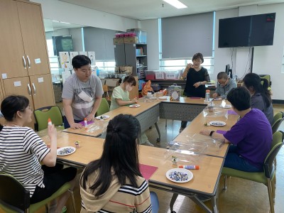 직업적응훈련생 토탈공예(나만의 액자 꾸미기) 이미지