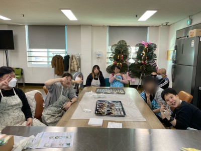 직업적응훈련생 제과제빵훈련 '빼빼로' 만들기 이미지