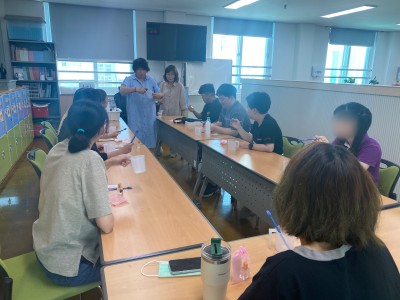 직업훈련생 토탈공예(나만의 향수 만들기) 이미지