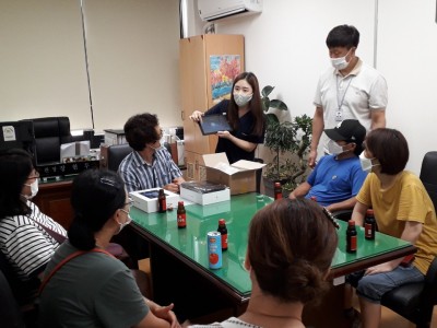 언어훈련패드 기기 전달식 이미지